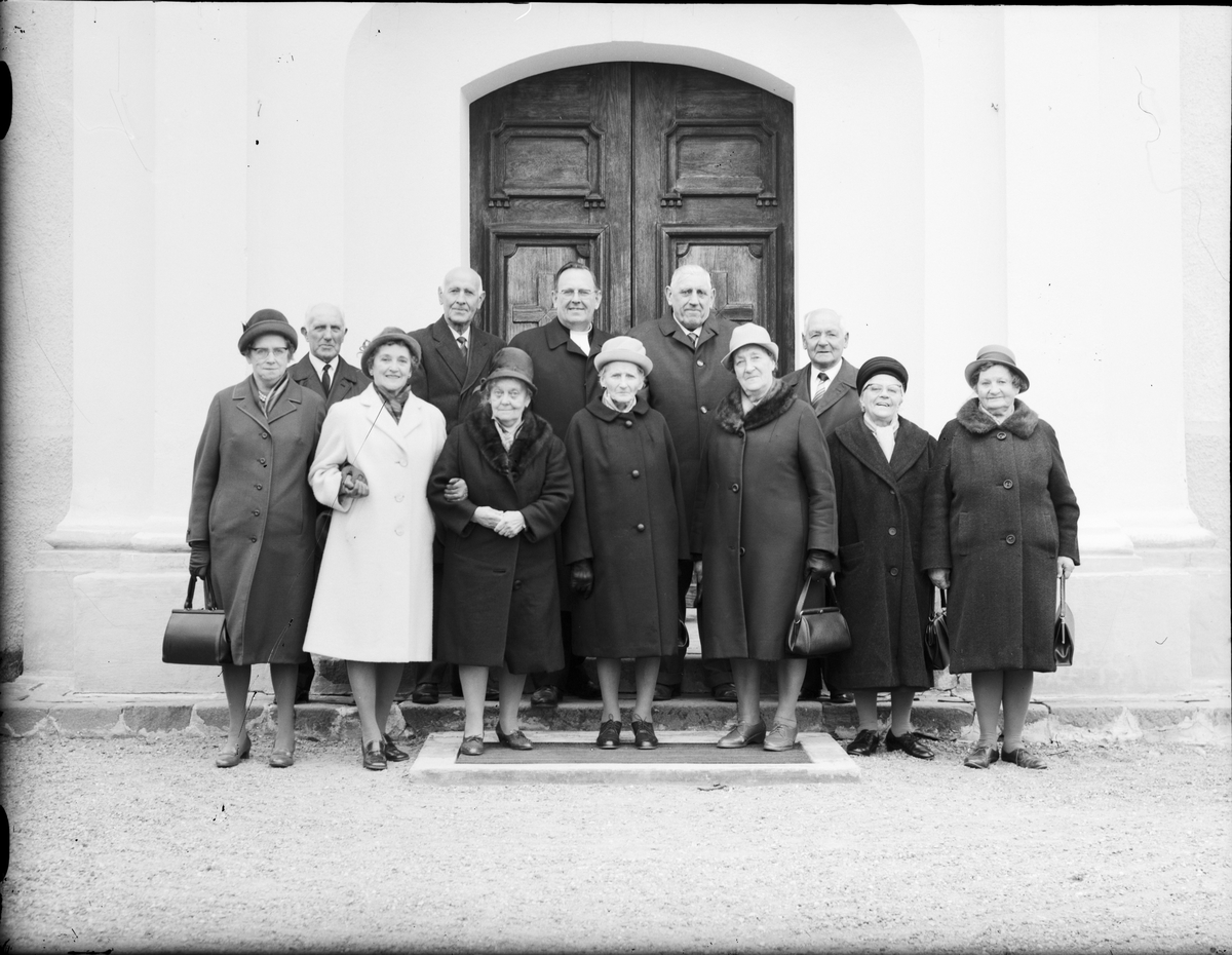 Jubileumsträff för konfirmander, Hargs kyrka, Uppland 1969