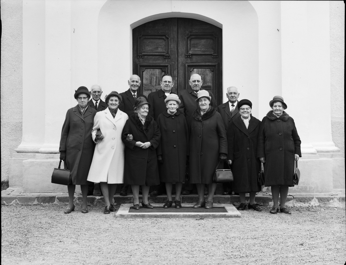 Jubileumsträff för konfirmander, Hargs kyrka, Uppland 1969