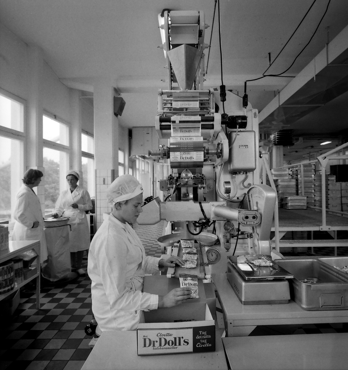 Interiör från Cloettas fabrik i Ljungsbro, 1965.