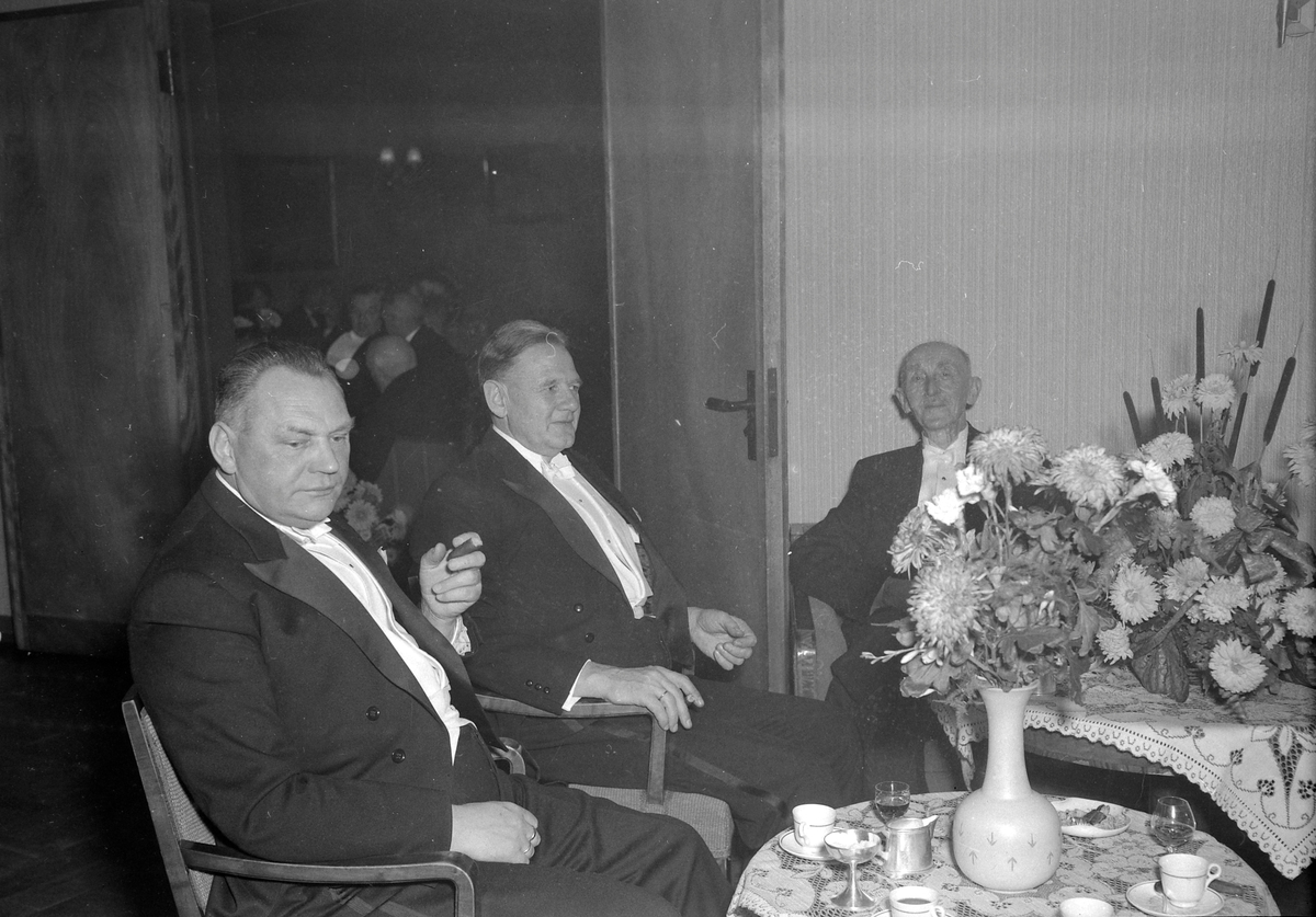 Spareskillingsbanken feirer 100 år