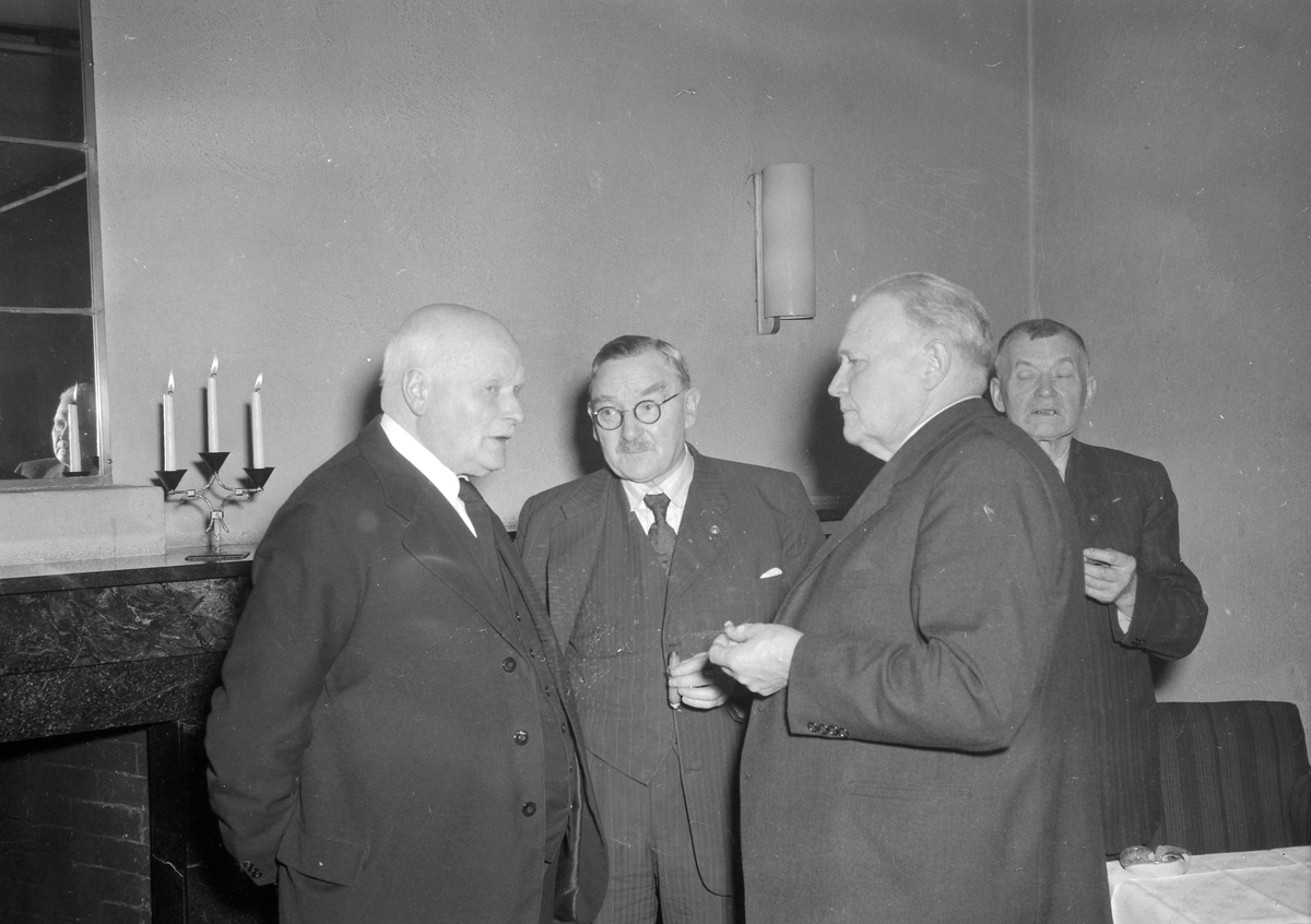 Spareskillingsbanken feirer 100 år