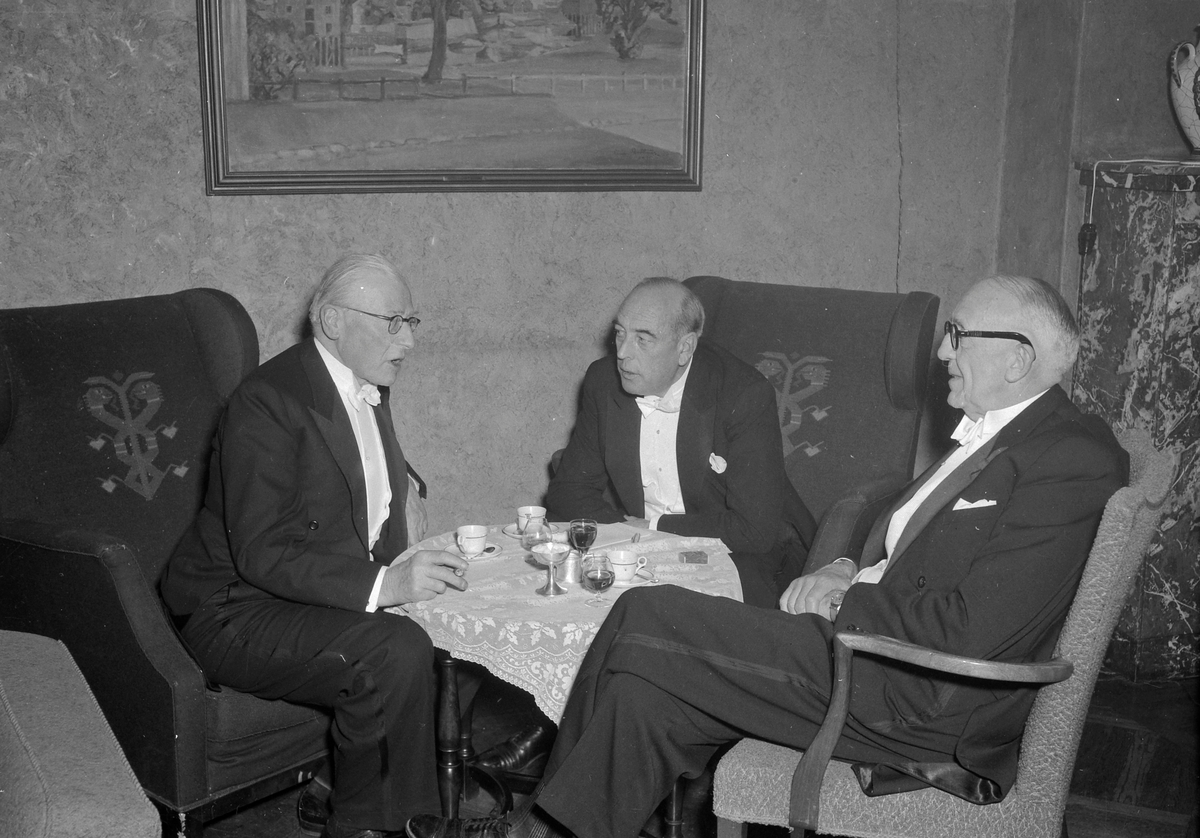 Spareskillingsbanken feirer 100 år