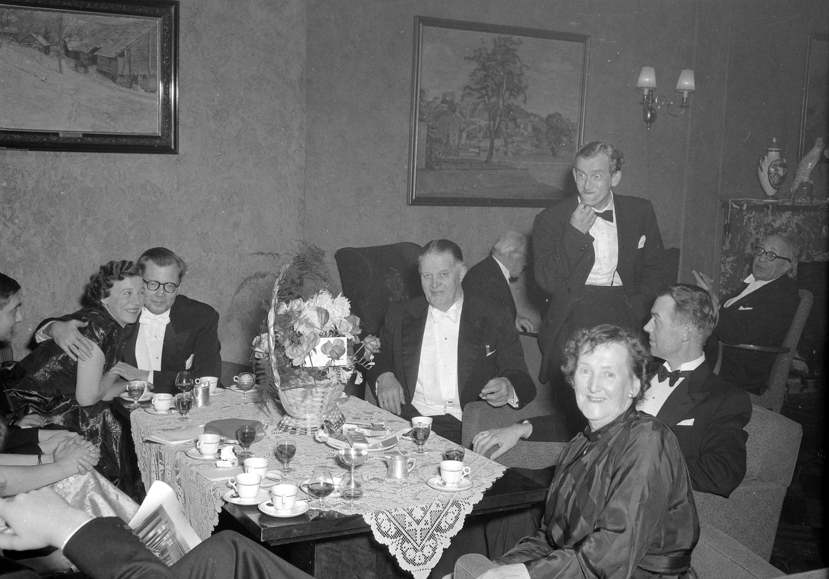 Spareskillingsbanken feirer 100 år