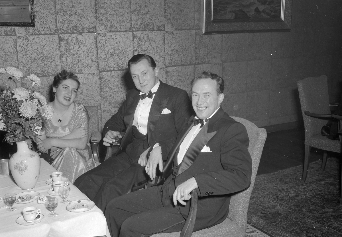 Spareskillingsbanken feirer 100 år