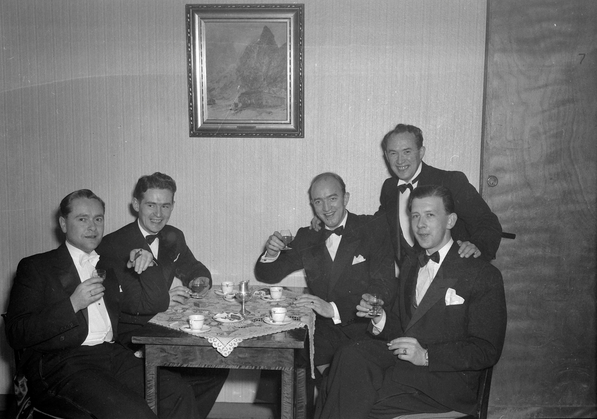 Spareskillingsbanken feirer 100 år