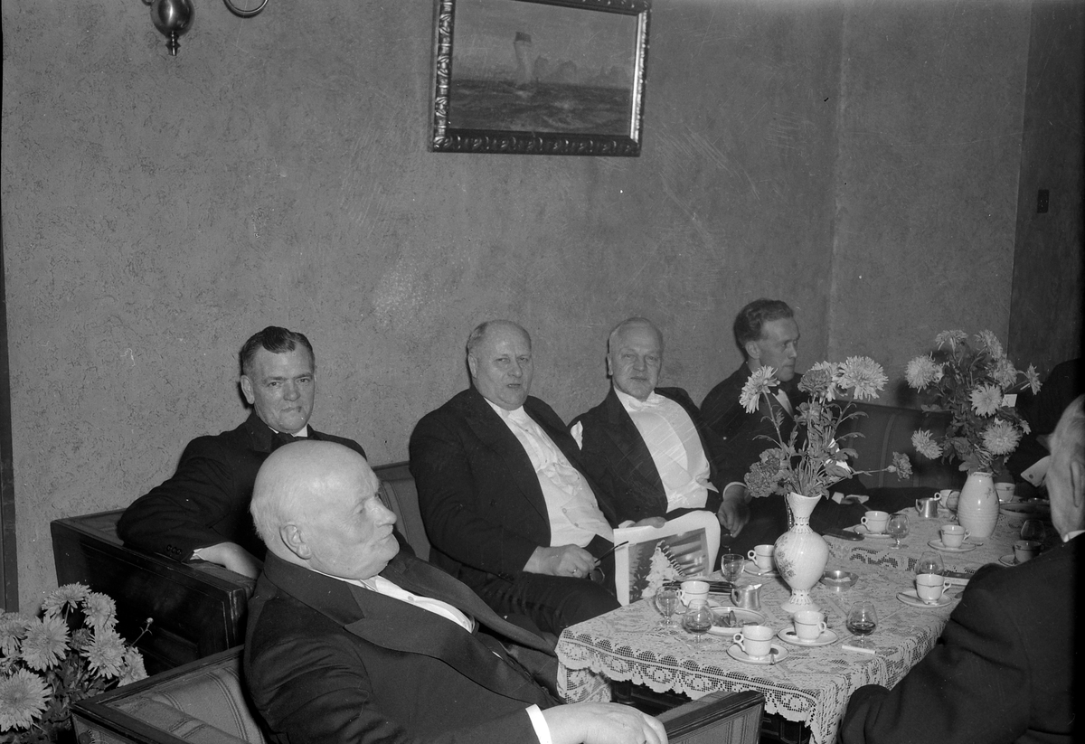 Spareskillingsbanken feirer 100 år