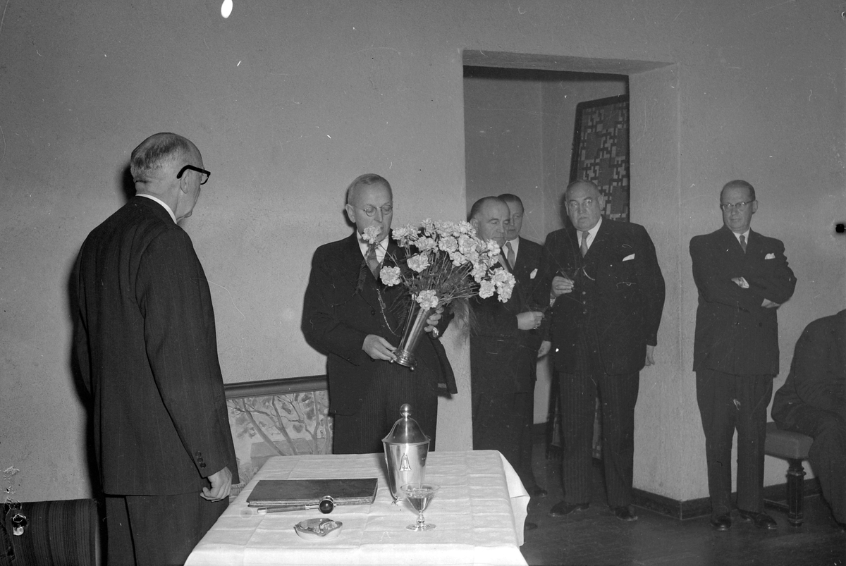 Spareskillingsbanken feirer 100 år