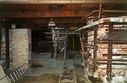 Interiørbilde fra gamle fabrikklokalene etter Klevfos Cellul