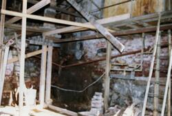 Interiørbilde fra gamle fabrikklokalene etter Klevfos Cellul