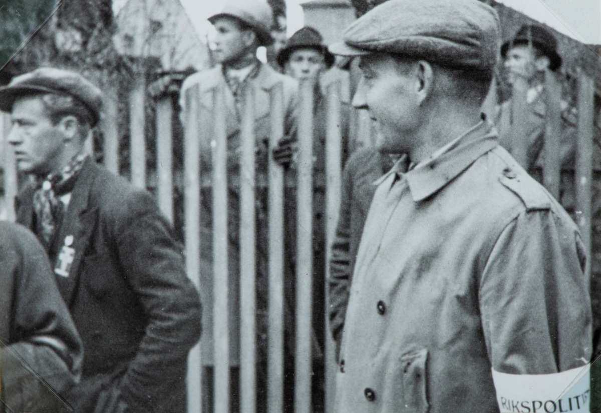 Bilder fra frigjøringsdagene i mai 1945. Nyberg fra ordenspolitiet, Rikspolitet.
