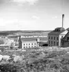 Utansjö Cellulosa AB, tillkommet 1897 på konsul Fritz Versteeghs förslag för att tillvarata klentimmer. Fabriken togs i drift i mars 1900. 1904 beskrevs fabriken enligt följande i försäkringspappren: 