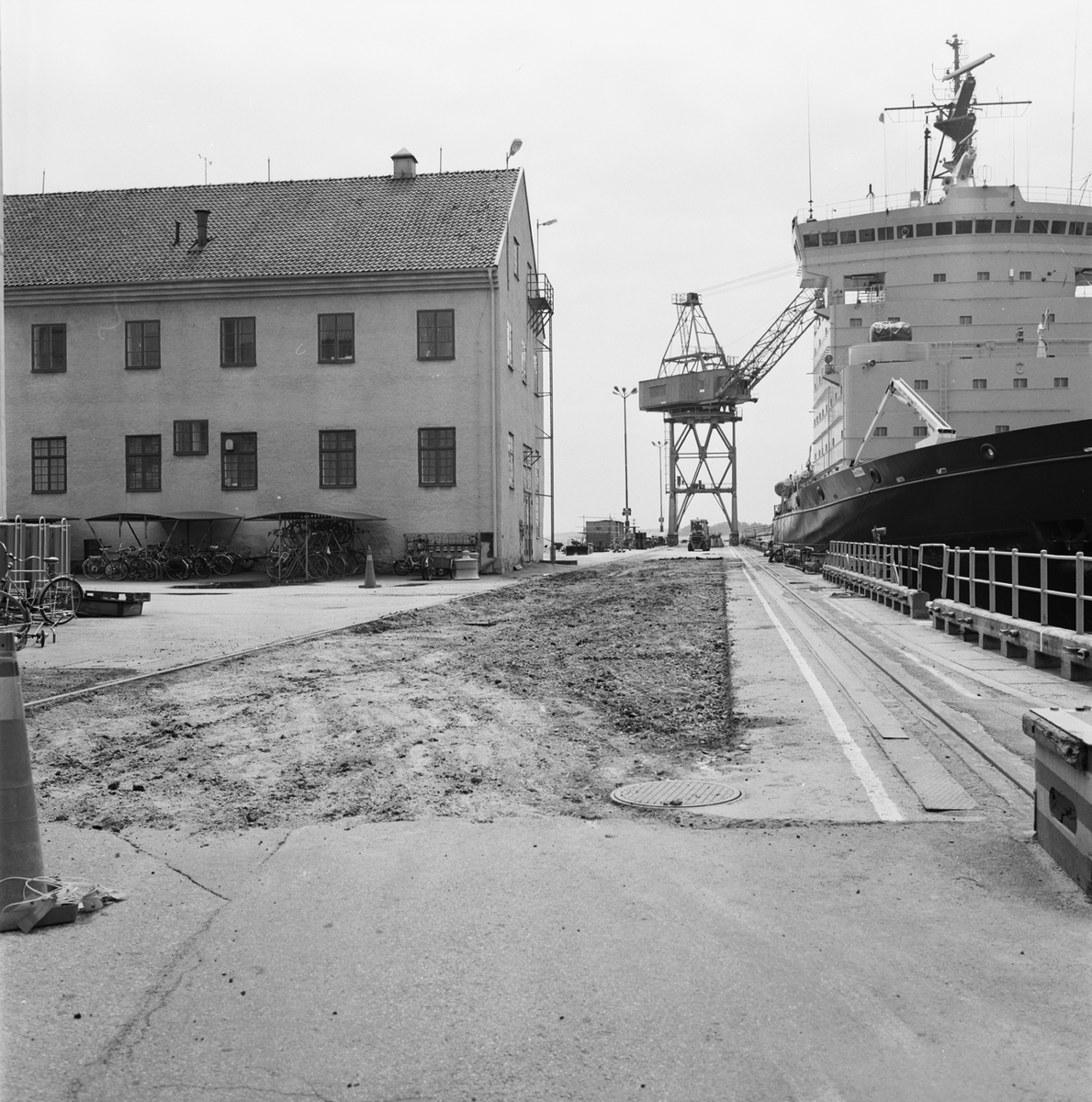V90941