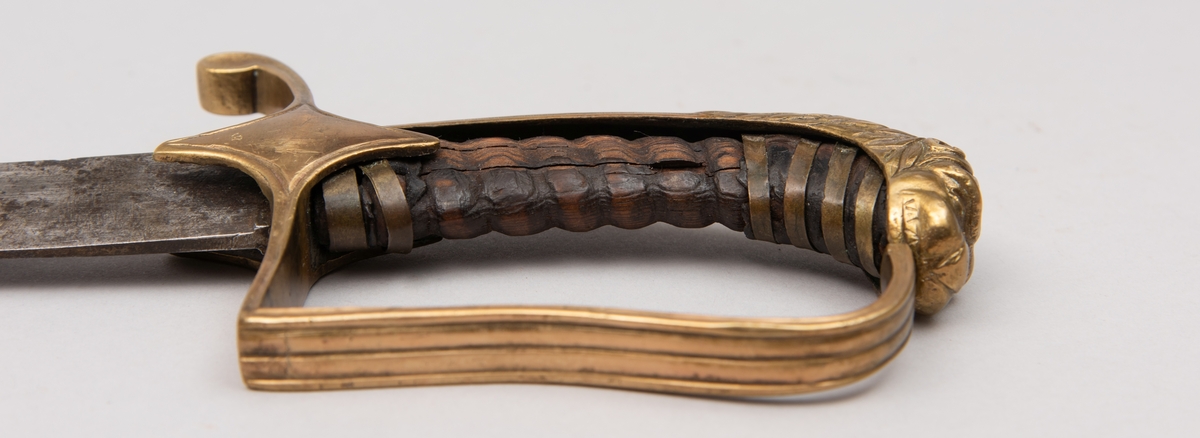 Artilleriunderoffisersabel M/1802 med klingevariant.