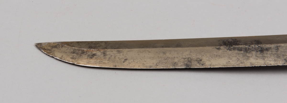Japansk sverd, Wakizashi, korpsversjon. 1600/1700-talls, sett ut i fra klingen. Er fra Satsumaopprøret 1870-årene.