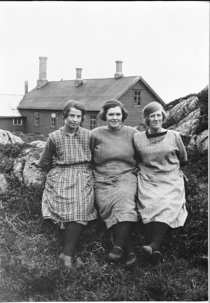 Jenter på Lysøysund Canning, Lysøysund