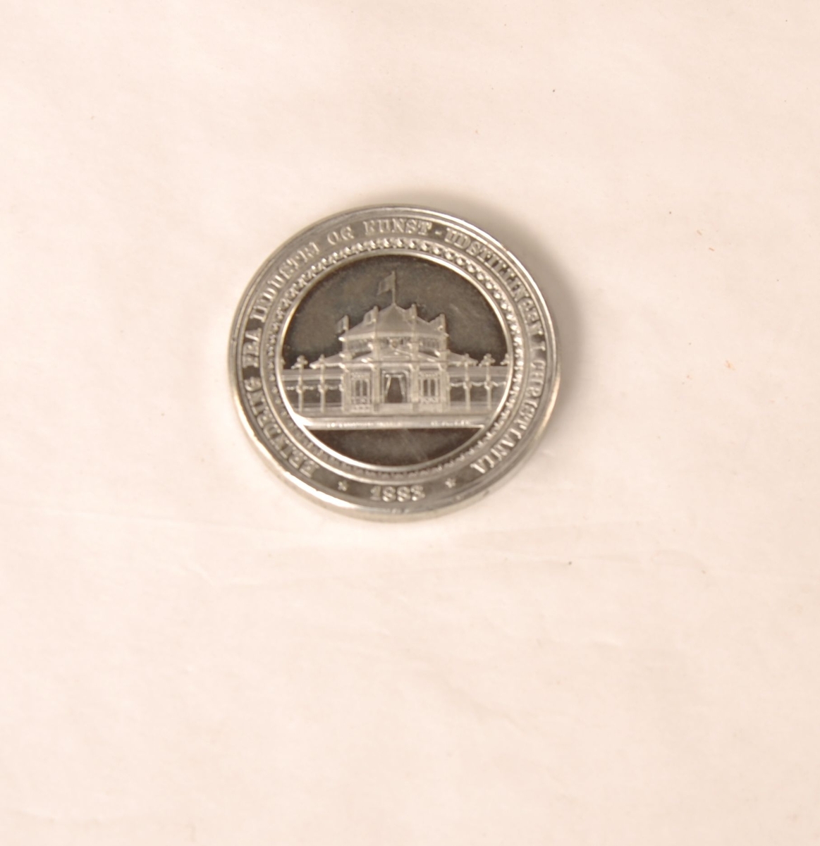 Erindring fra industri og kunst-udstillingen i Christiania 1883.