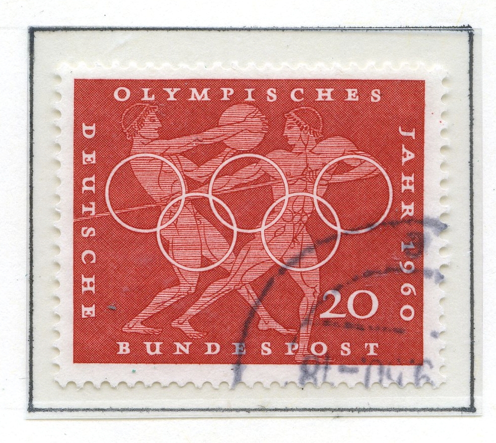 Syv frimerker med motiver fra de klassiske greske olympiske leker montert på albumark i størrelse A4. De første fire frimerkene viser øvelser fra de klassiske lekene med ol-ringene i forgrunnen, og ulik bakgrunnsfarge. Disse er utgitt i Tyskland, i fbm med sommer-OL i Roma 1960. Et frimerke utgitt i Paraguy i 1980 viser hodet til Satyros (gresk arkitekt fra antikken) plassert på et ark som viser ruinene etter Olympiastadion. De to siste frimerkene viser en gresk atlet fra antikken med de olympiske ringer over. Frimerkene er utgitt i Saarområdet (på gensen mellom Tyskland og Frankrike), som hadde sin egen olympiske komité i årene etter første og andre verdenskrig.