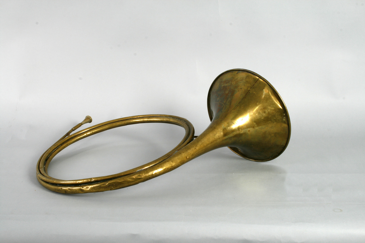 Valthorn -Ringve Musikkmuseum / DigitaltMuseum