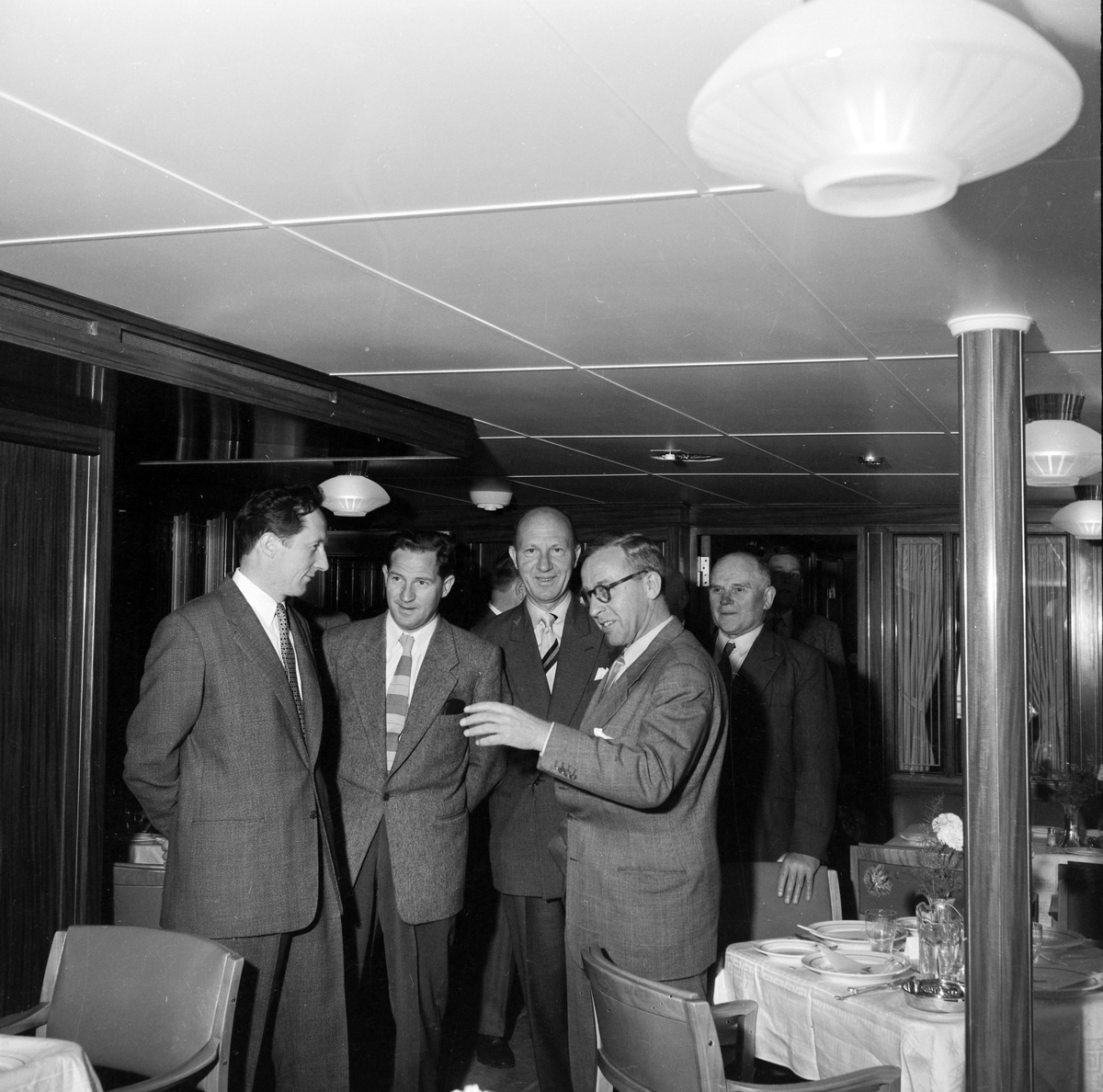MS Ragnvald Jarls Jomfrutur. Ombord