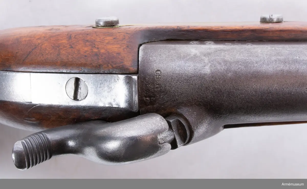 Märkt med regementsbeteckningen "S.S." och "38".
Kal 19,9 mm. Tnr 932, SS 38, 1851.