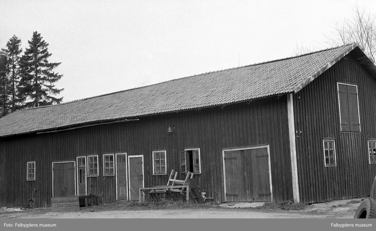 Byggnadsinventering 1972. Fabrikören 13, Forss. Lada.