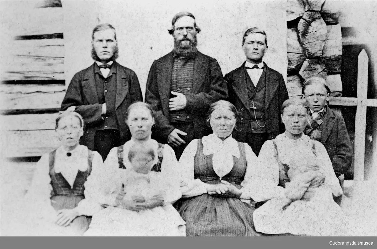 Familien på nordigard Andvord ca. 1872