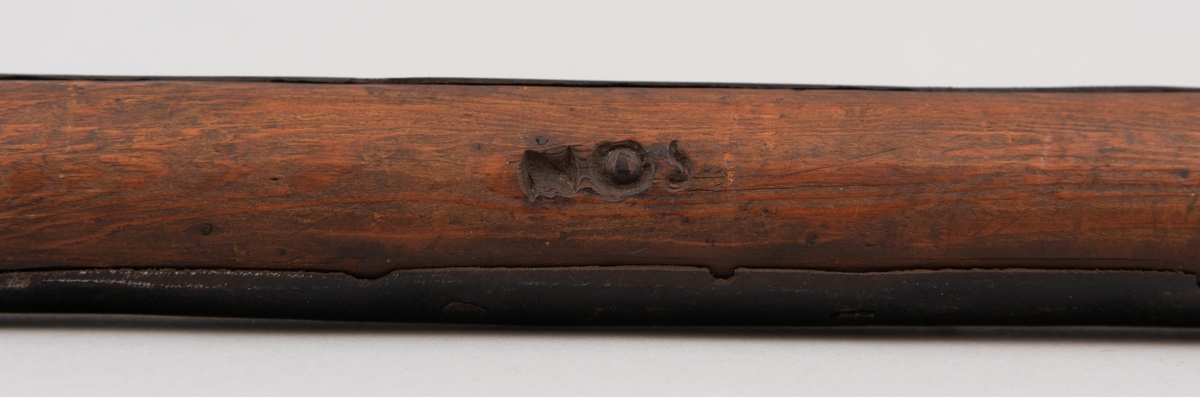Halvpike med rombisk spiss benyttet av fotsoldater på 1600-1700-tallet.