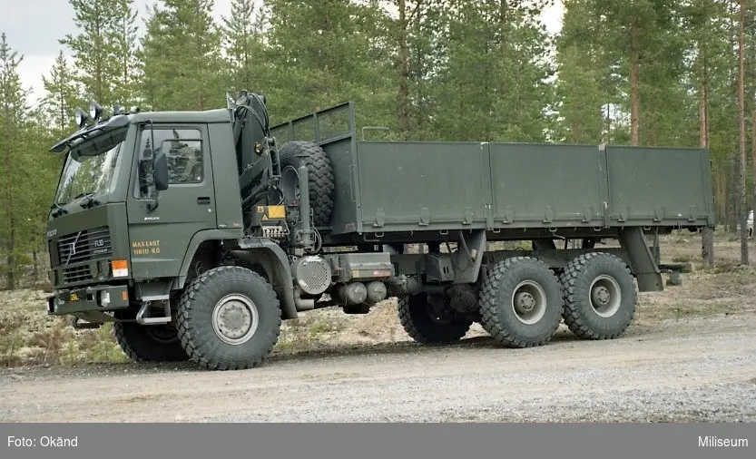 Volvo kranlastbil, FL10.