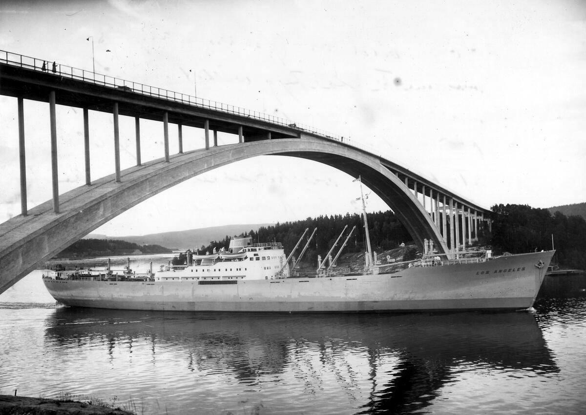 Fartyget M/S Los Angeles; Tillhörde Rederi AB Nordstjernan (Johnson Line)från 1948-1971.