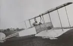 Provflygning av flygplan Thulin LA i Landskrona, ca 1918-1919.