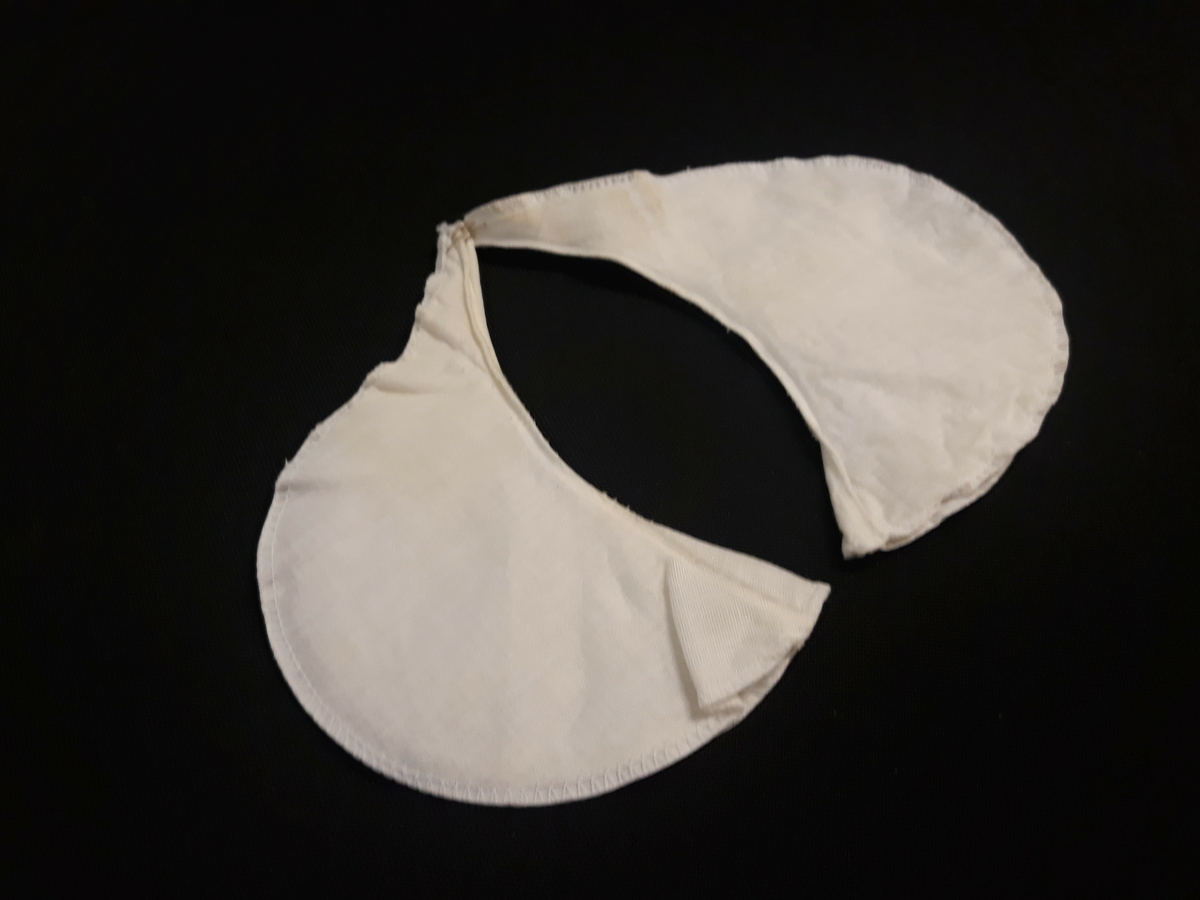 Svettebeskyttere, 1 par. Ingeborg Torp Horverak