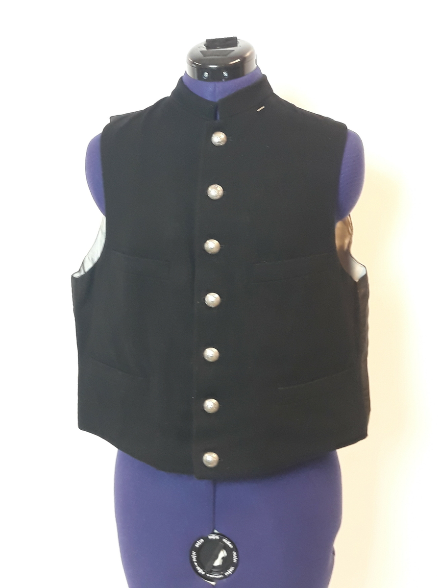 vest