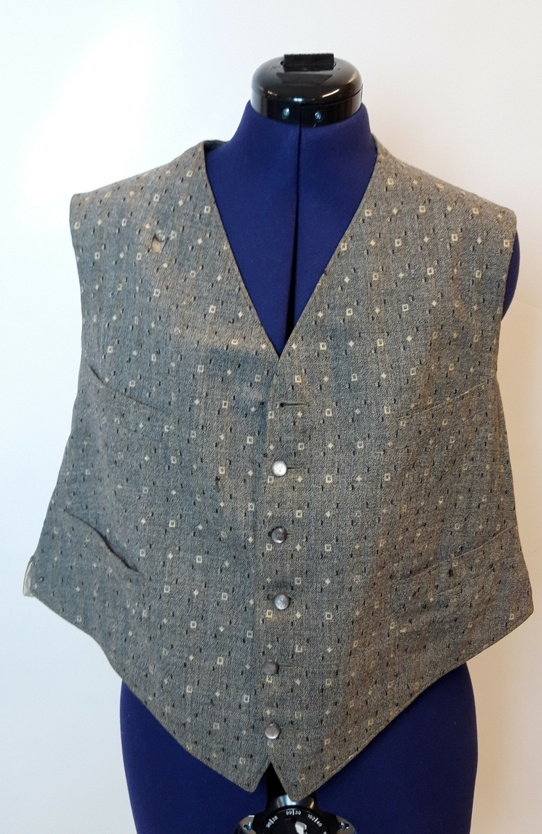 vest