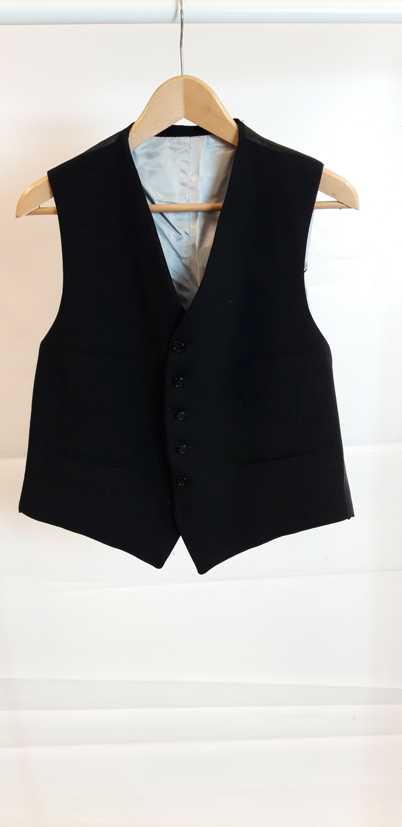 vest