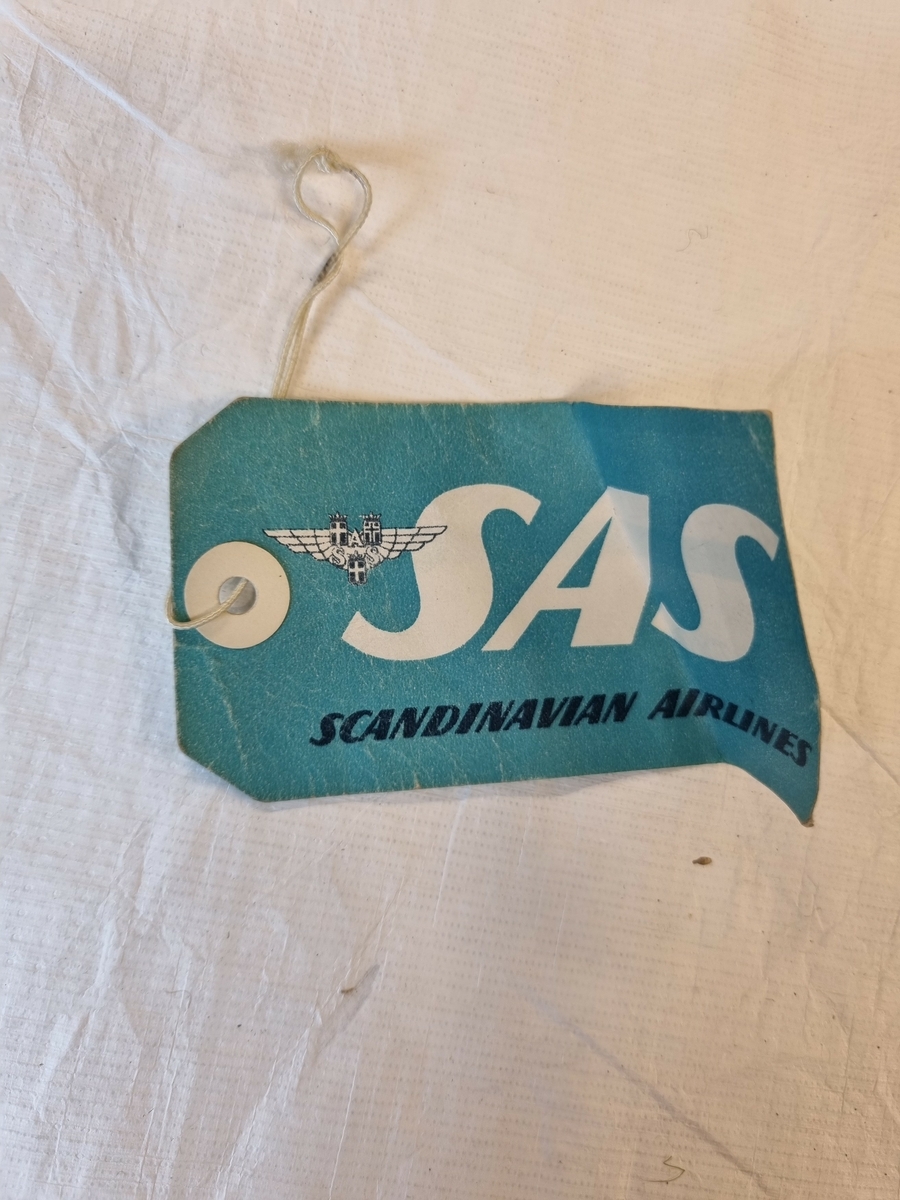 1 frakk med løst innerfôr, brun, Melka
