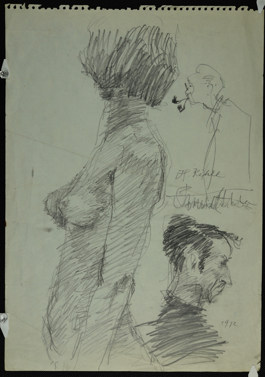 En kvinne i profil, to menn i profil