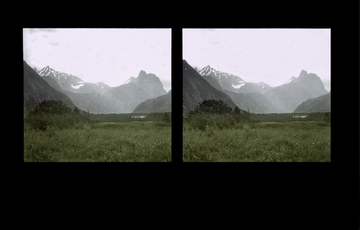 Romsdalshorn og Vengetindane sett fra Åndalsnes. Tilhører Arkitekt Hans Grendahls samling av stereobilder.