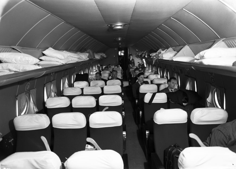 Flykabinen på SAS`s DC-4 "Sigmund Viking".