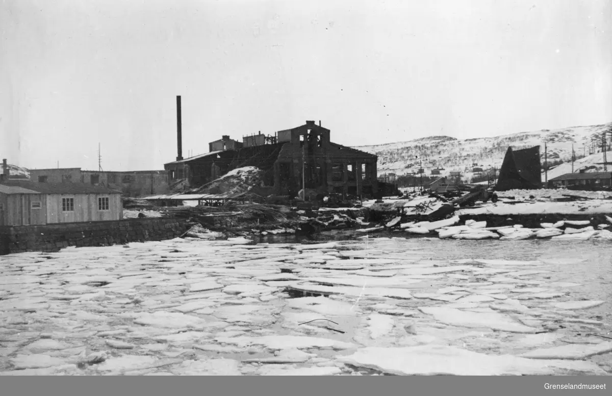 Dampsentralen sett fra pumphuskaia, 6. april 1946.