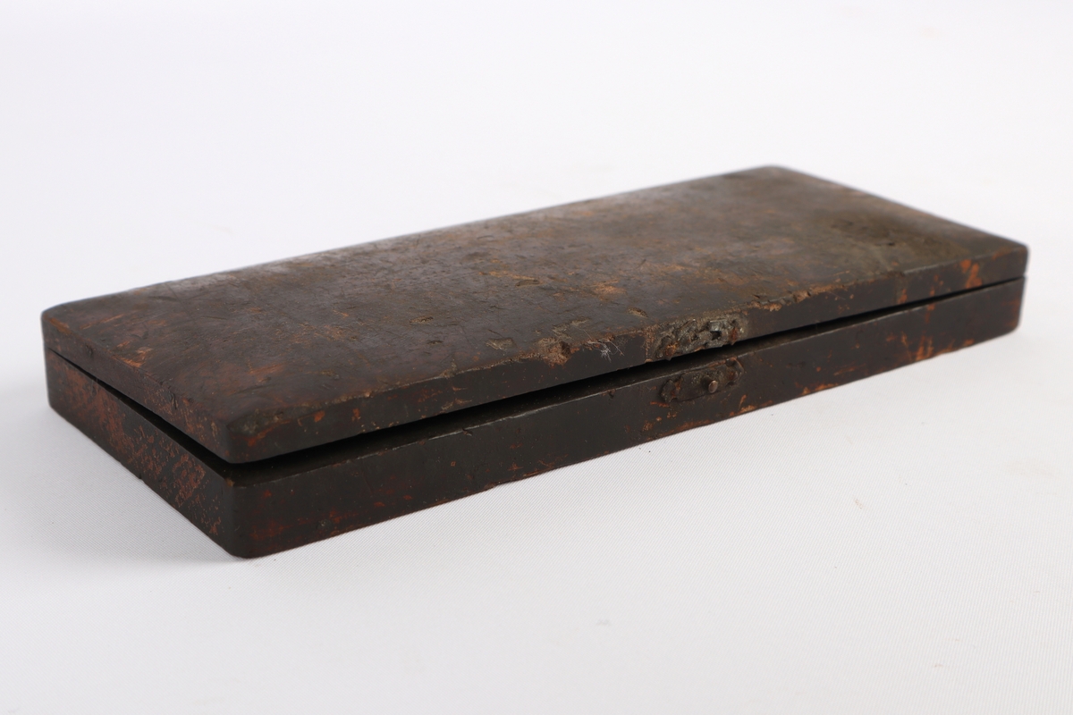 Gjengesett i treetui