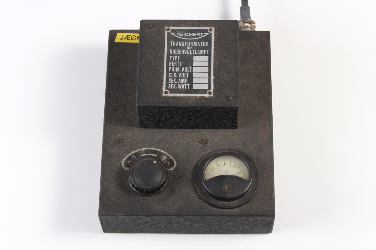 Transformator med bryter på ledningen.