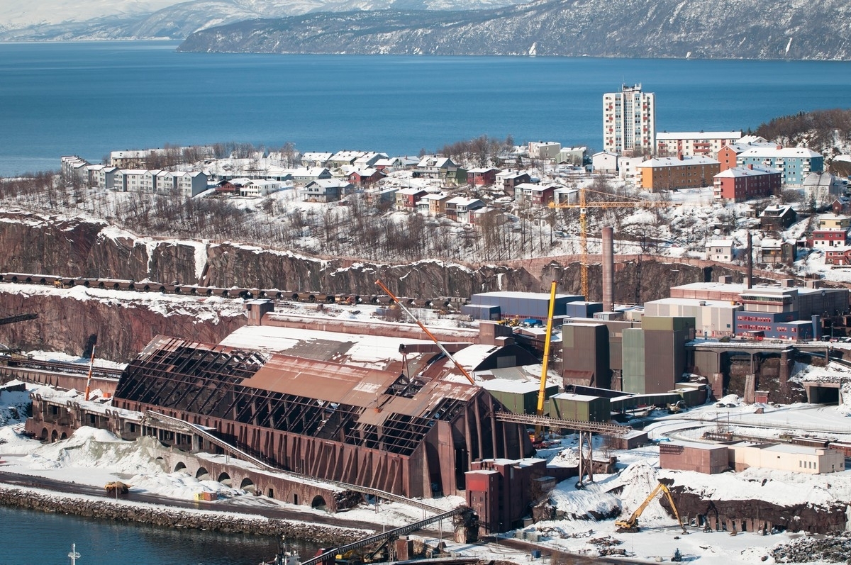 Narvik. 21. mars 2011. Lundbergsjakta er under utbedring. Foto fra Fjellheim.