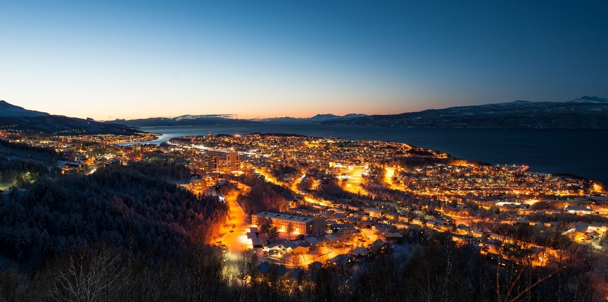 Bilder av Narvik. Foto fra minikraftanlegg ved inngangen til Tøttadalen. Foto ca kl 16:00. Foto 25. des 2017.