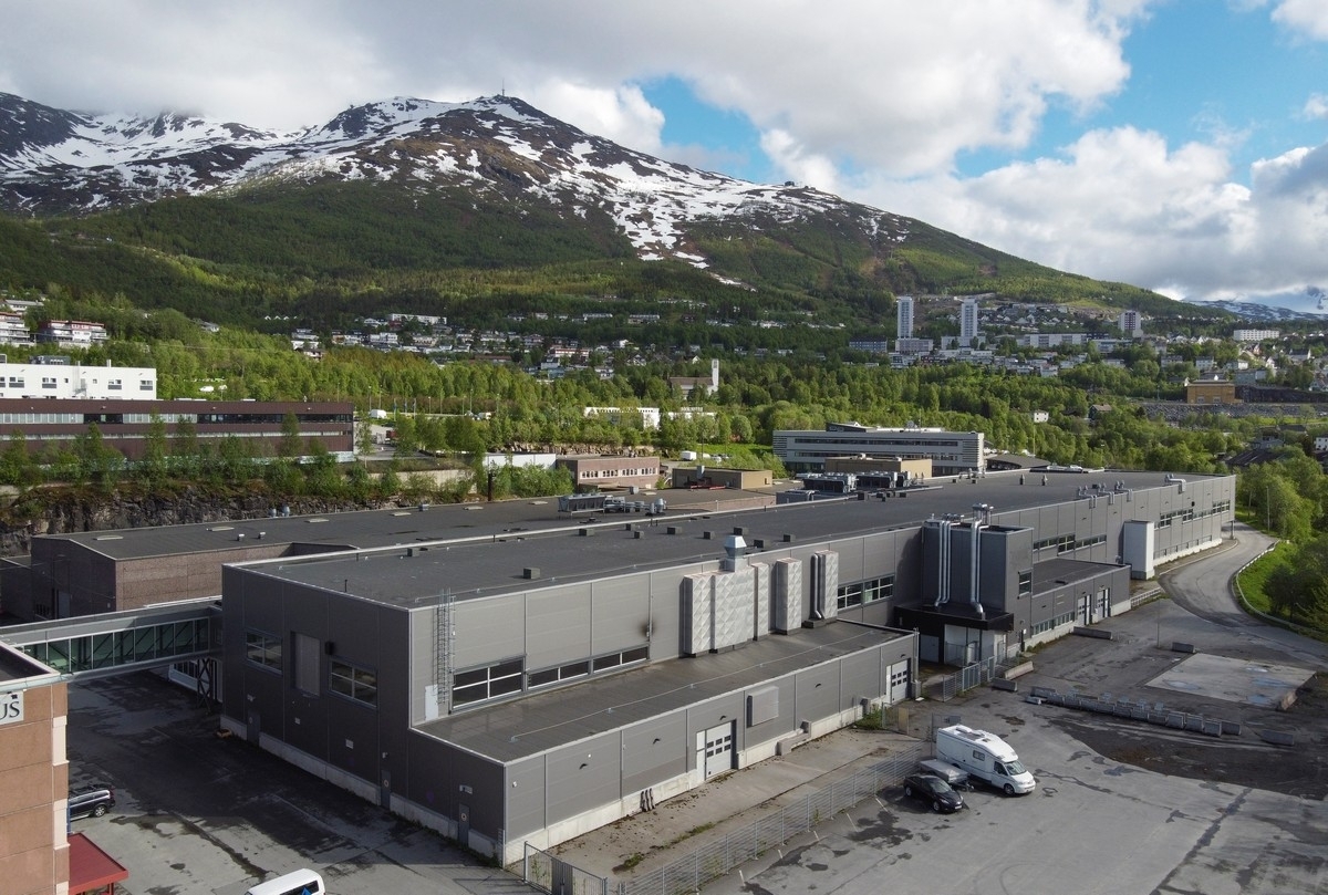 Tidligere REC, solcellefabrikk -Museum Nord / DigitaltMuseum