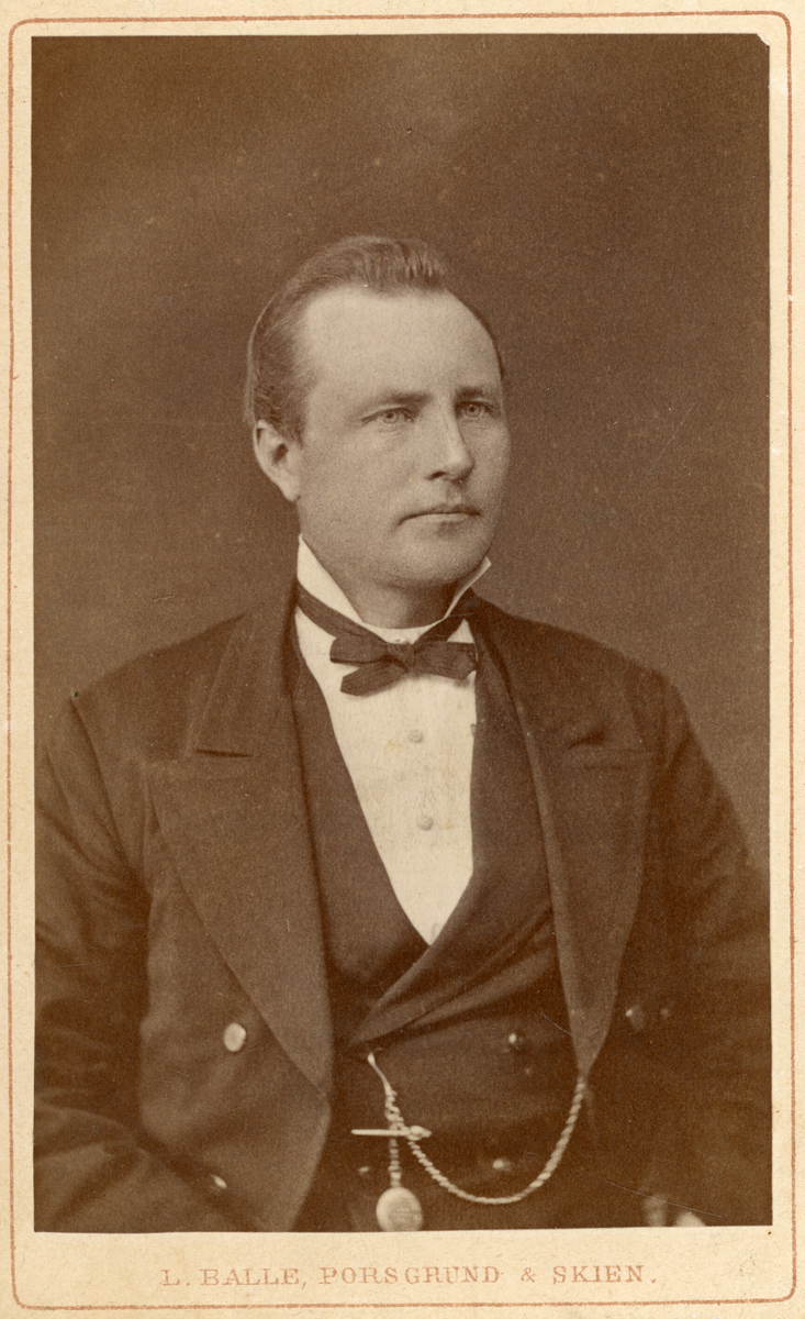 Portrettfoto av mann