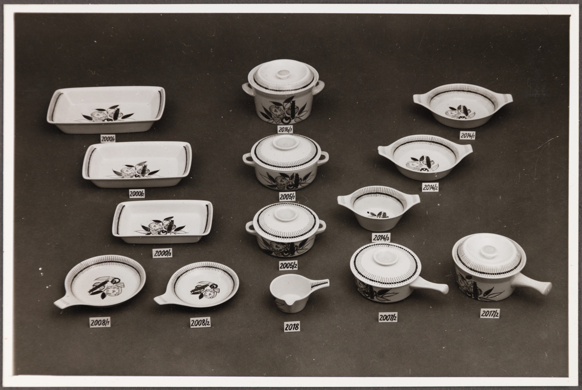 Ildfastserviset "Latina" fra Stavangerflint A/S.