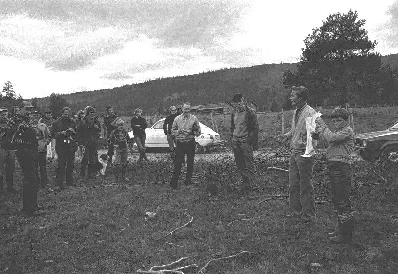 Telneset, Gammeldalen, Stortrøenvangen, Vandring, Gammeldaslkjelda, Menneskemasse, Bil