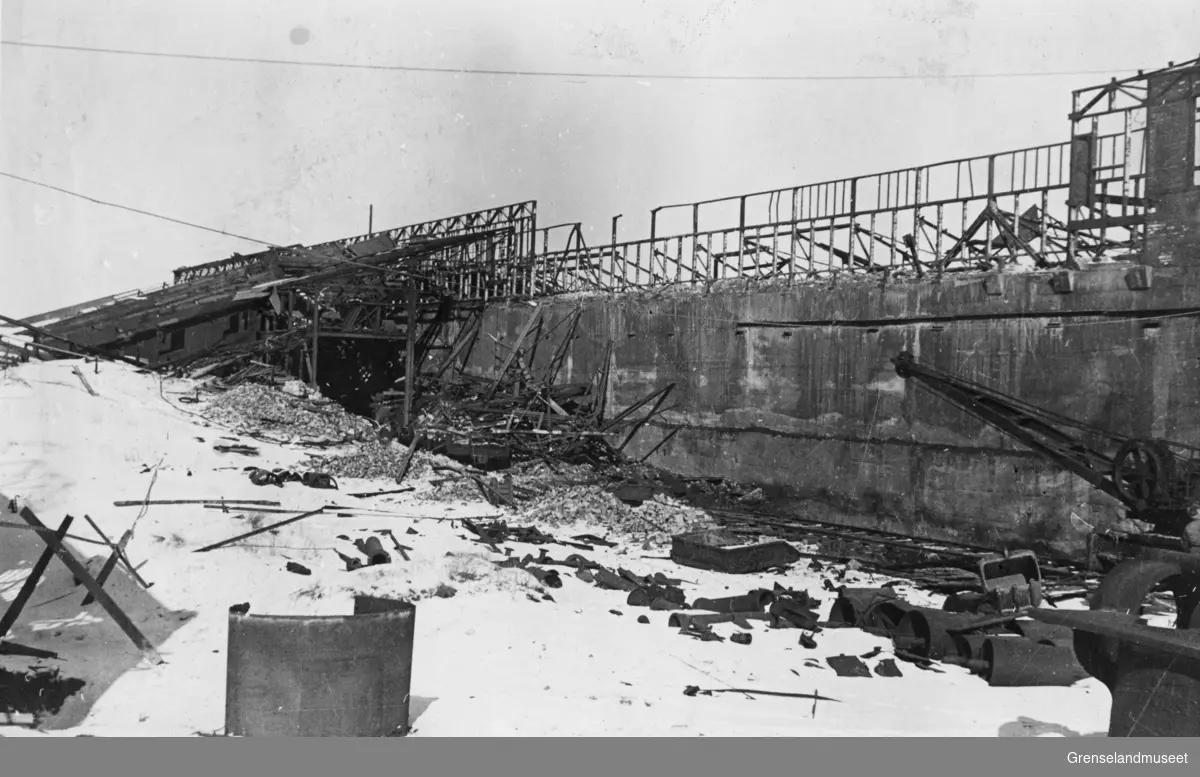 Kulemøllelommer sett fra Knuserverket, 12. april 1946.