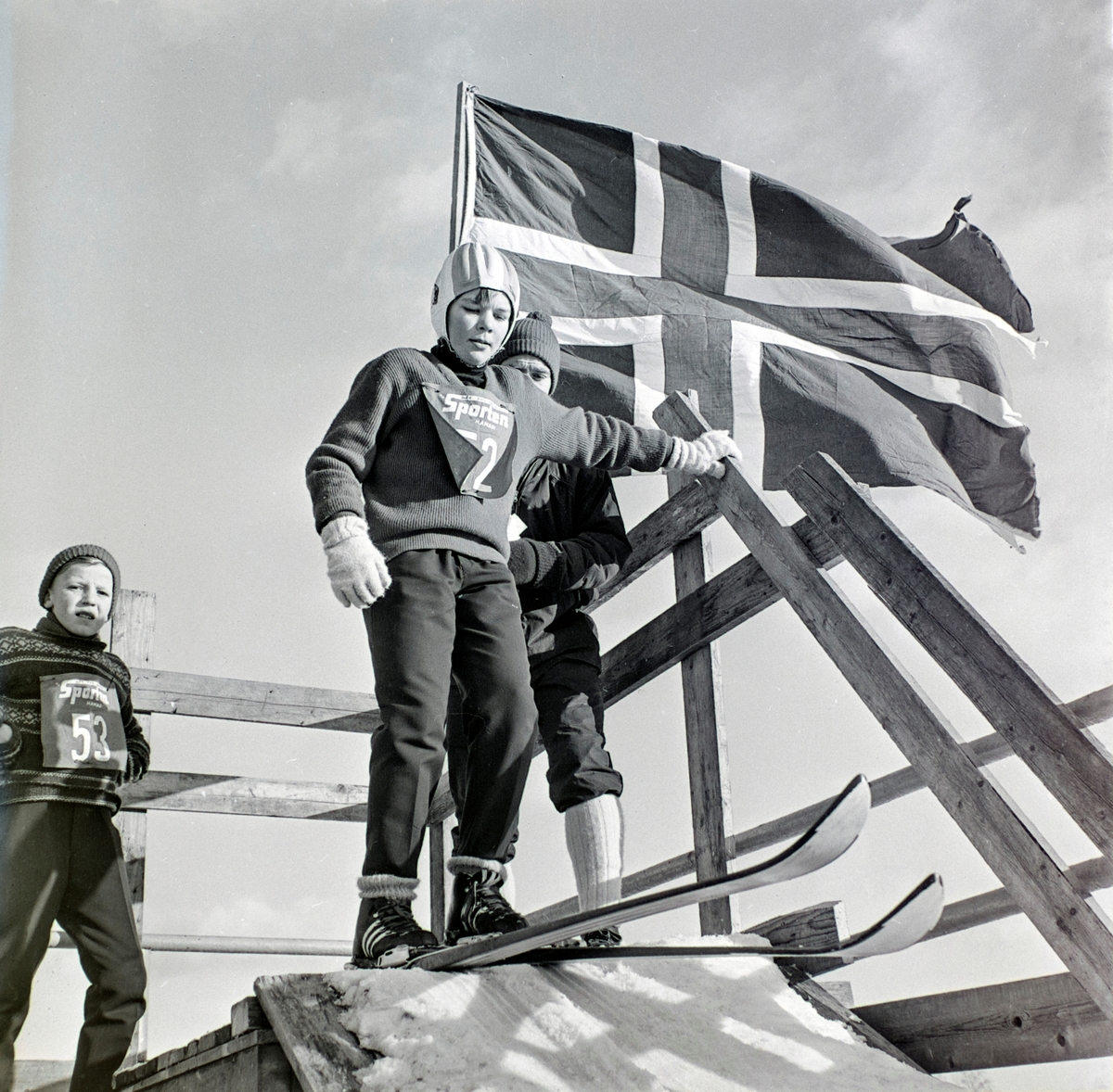 Per Hermann Isachsen, Furnes. Hopprenn, skihopper.