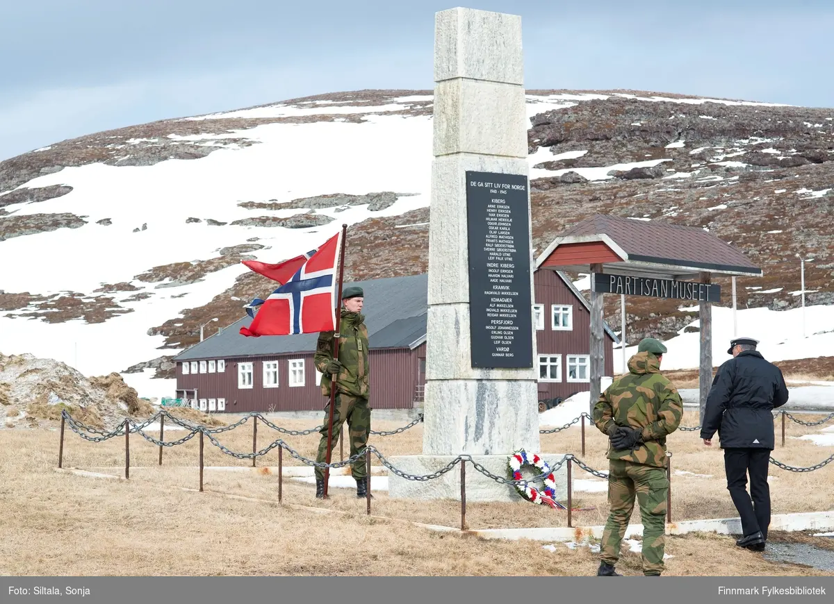 8. mai 2021 ble det avholdt en seremoni i Kiberg ved Partisanmonumentet utenfor Partisanmuseum i anledning frigjøringsdagen. Vardø ordfører Ørjan Jensen, assisterende statsforvalter i Troms og Finnmark Stian Lindgård, Det Russiske Generalkonsulat i Kirkenes Anna Lenchuk og i tillegg æresgjester, veteraner og tidsvitner, sammen med lokalbefolkning, deltok på seremonien. Forsvaret var til stede og to soldater sto æresvakt med et norsk og et russisk flagg. 8. mai er en dag for å minnes og for å hedre ofrene, krigsheltene og våre veteraner. Den 16. august 1982 ble Partisanmonumentet i Kiberg avduket av Kong Olav V til minne om partisanene. Partisanene i Finnmark var en motstandsbevegelse under andre verdenskrig.